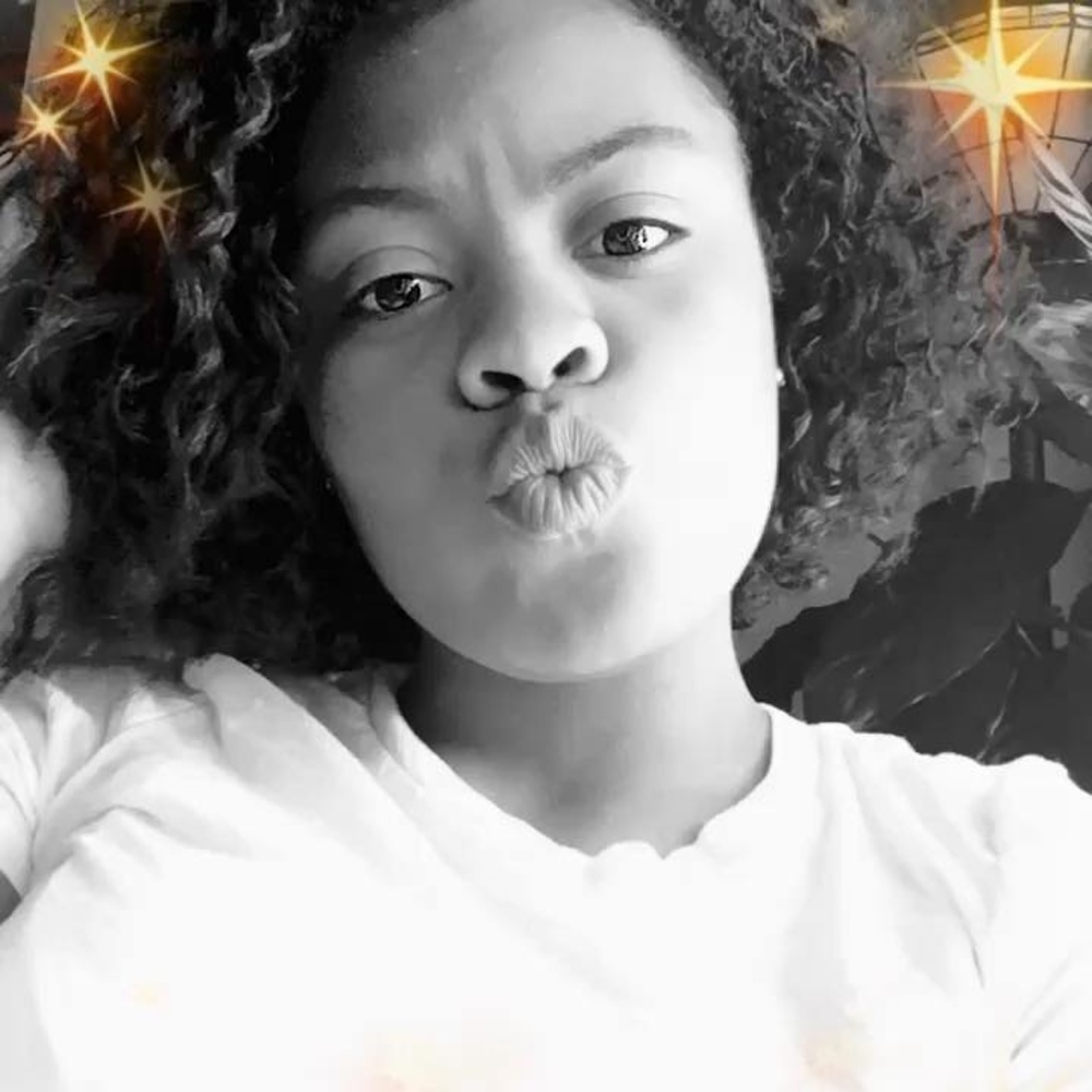 Meet your Posher, Erykah